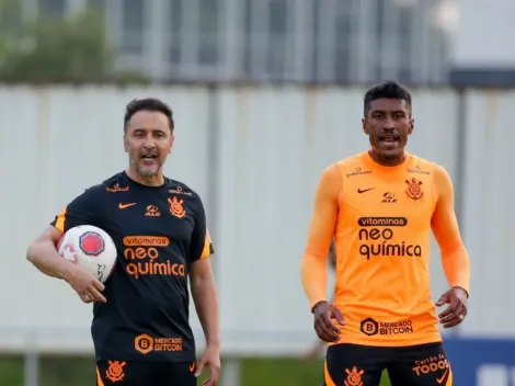 Vitor Pereira reforça coro por camisa 9 e indica novidade no Corinthians