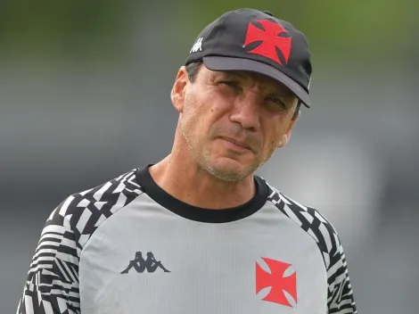 Com recuo inicial do Vasco, Ypiranga se posiciona e impede saída imediata de atacante que seria reforço aguardado por Zé Ricardo