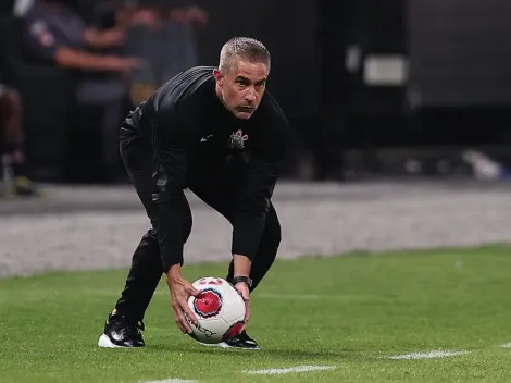 R$ 11 milhões chamam atenção e Corinthians define futuro de ‘queridinho’ de Sylvinho