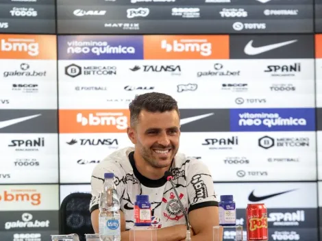 “Não me sinto pressionado”; Apresentado, Júnior Moraes ‘se garante’ no Corinthians