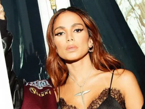 Anitta impõe exigência para foto com fãs