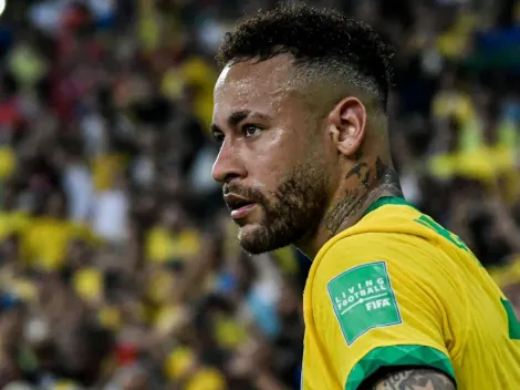 Tite mais uma vez sai em defesa de Neymar e destaca evolução do atacante