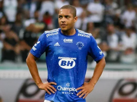 Cruzeiro consegue melhorar venda de Vitor Roque graças a 'fator Ronaldo'