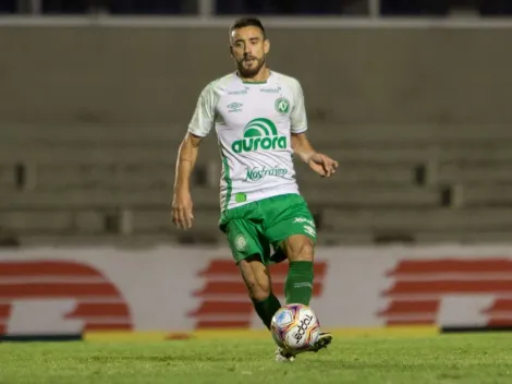 Mais de 5 anos após acidente, Alan Ruschel deixa a Chapecoense em definitivo