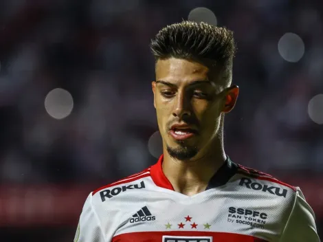 “Renovar o ambiente”; torcida do Corinthians sugere troca com o São Paulo envolvendo Emiliano Rigoni