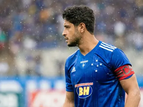 Léo expõe bastidores conturbados após saída do Cruzeiro e cita Ronaldo