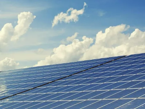 Energia solar deixa conta de luz mais barata e pode ser por assinatura