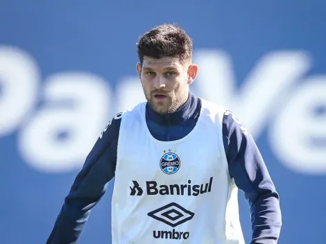 Kannemann volta a treinar com bola no Grêmio e ganha data de retorno aos gramados