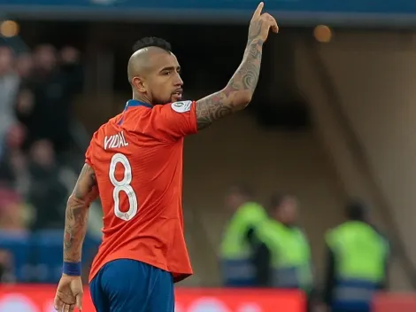 “Ser feliz”; Escolhendo o Flamengo como prioridade, Vidal recusa proposta de mais de R$ 20 Mi e movimenta web