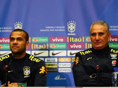 Com Dani Alves de olho na Copa do Mundo, Tite 'abre o jogo' e revela condições para o lateral