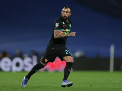 “Agora é com eles”: Empresário de Vidal dá ultimato para Flamengo sobre negociação