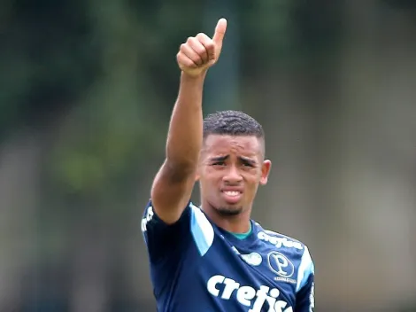 "Já está decidido"; Gabriel Jesus vira 'espelho' em saída de meio-campista do Palmeiras
