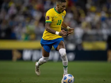 Raphinha, Evaristo, R10 e mais: os 42 brasileiros a terem vestido a camisa do Barcelona na história