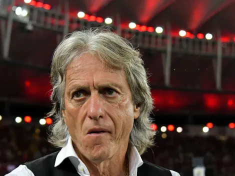 Jorge Jesus dá aval para levar titular do Flu com vínculo até 2024