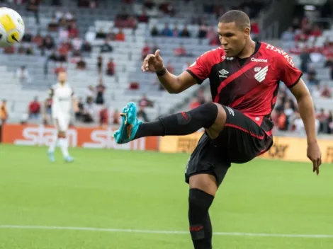 Jogadores poupados! Felipão escolhe time misto para enfrentar o São Paulo no Brasileirão