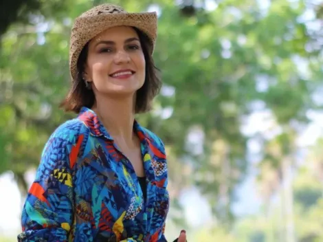Interpretando Zefa na novela Pantanal, Paula Barbosa comenta sobre o retorno à TV