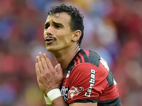 "Derrubou o árbitro"; Henrique Dourado 'se ferra' na China e situação bomba no Flamengo