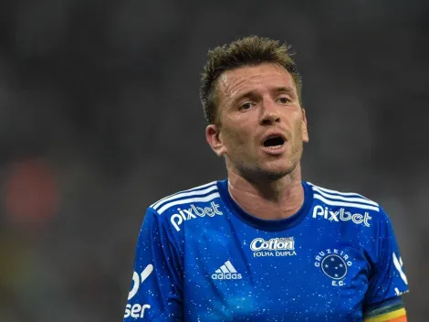 Brock fala sobre 'redenção' no Cruzeiro e conta como superou pressão da torcida