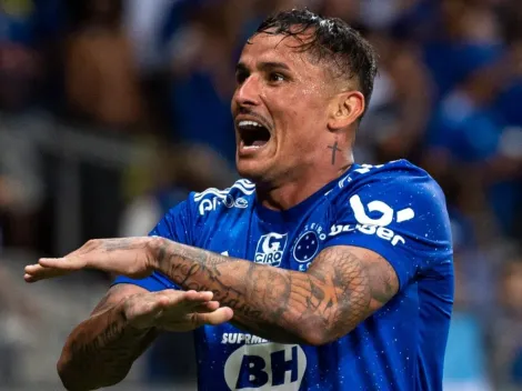 “Disk balada”; Torcida do Cruzeiro vai à loucura com deboche de Edu para rival e antis