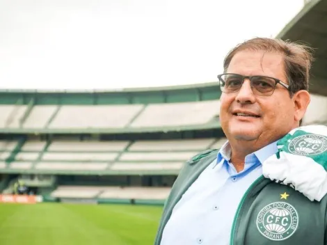 Guto Ferreira dá o aval e diretoria do Coritiba encaminha saída de meio-campista para 2023