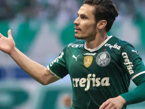 Raphael Veiga exalta titular do Palmeiras e 'expõe' vestiário antes de decisão