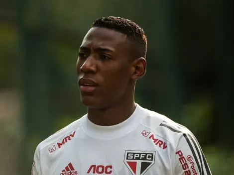 Dois estrangeiros estão na mira do SPFC para lugar de Léo