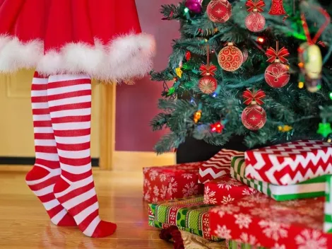 Em vídeo, mulher nota olhos de dentro da árvore de Natal