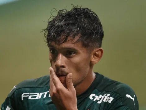 “Lugar do Scarpa”; Medalhão de 28 anos é oferecido 0800 ao Palmeiras