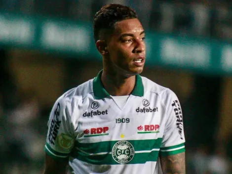 'Quentinha' de atacante faz torcida do Coritiba imaginar quarteto com Manga e +2