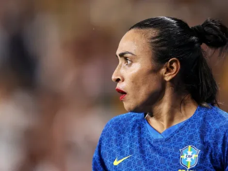 Marta ‘rouba a cena’ na Seleção Brasileira Feminina após grave lesão