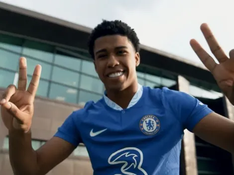 “Esqueceram a amizade”; Torcida do Vasco ‘dispara’ sobre Andrey assinando no Palmeiras