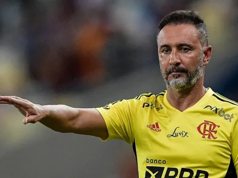 Vítor Pereira recebe 'ótima notícia' antes do clássico contra o Vasco