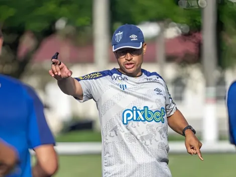 Alex quer fazer a limpa e pede 4 jogadores do São Paulo