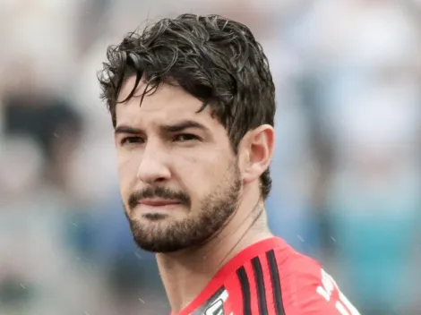 Presidente do Coritiba revela chance de Alexandre Pato ser contratado