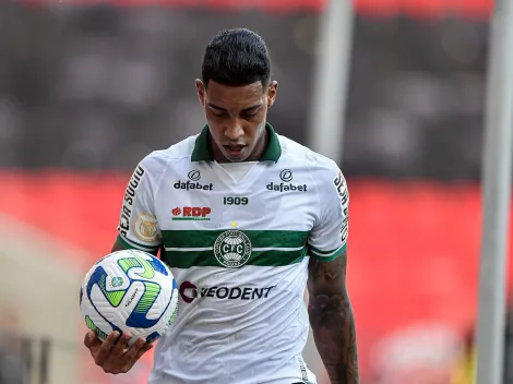 Coritiba define se vai usar Alef Manga após depoimento ao MP-GO