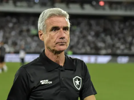 Botafogo deve receber ofertas por 2 titulares de Luís Castro