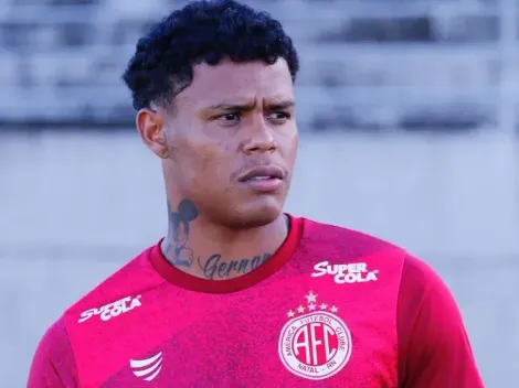 Santa Cruz aguarda a rescisão de atacante do América-RN para anunciá-lo oficialmente