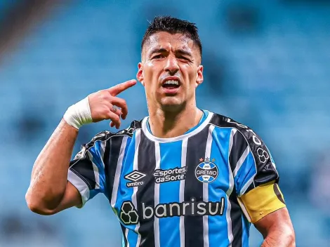 Aposentadoria e lesão no joelho: Suárez ironiza rumores após gol para o Grêmio