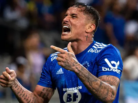 Bomba no mercado da bola: Coritiba adquire atacante em transação surpresa com o Cruzeiro
