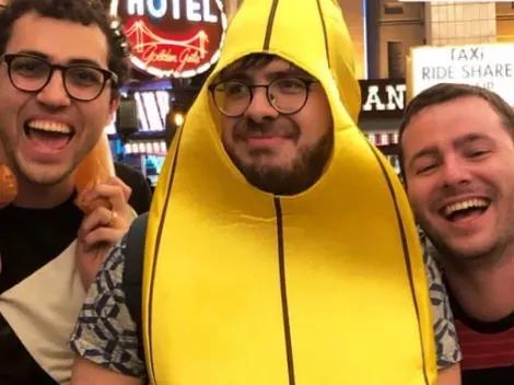 Brasileiro campeão mundial de poker fantasiado de banana; entenda