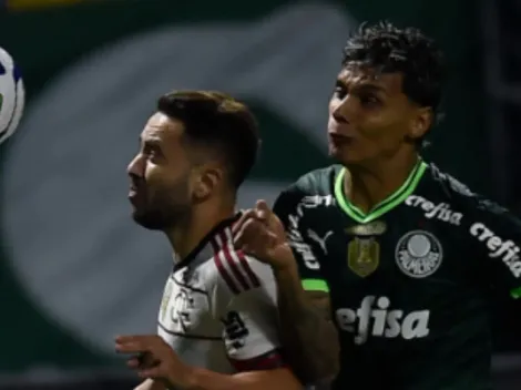Áudio do VAR no lance polêmico entre E. Ribeiro e R. Rios e agita torcida do Palmeiras