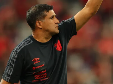 Wesley Carvalho aponta 'defeito' do Athletico contra Flamengo
