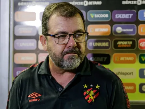 Enderson Moreira ainda não encontrou o substituto ideal para a vaga do jogador que está se recuperando de lesão