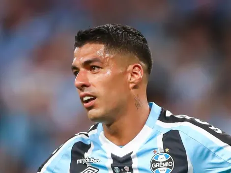 Sucessor de Suárez com a camisa 9 do Grêmio preocupa a torcida
