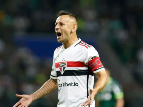 Declaração de Rafinha sobre viagem para a Alemanha pega mal e lateral entra em rota de colisão com a torcida do São Paulo