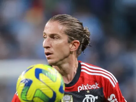 Torcida do Flamengo ganha notícia que não queria sobre Filipe Luís