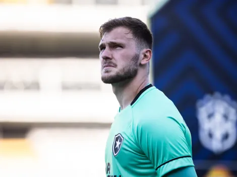R$100 mil/mês, substituto de Lucas Perri: Botafogo vai ao mercado e negocia com goleiro promissor
