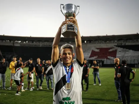 Ray fala que hoje conta sorrindo sobre ter sido dispensado pelo Flamengo e se tornar uns dos destaques no Vasco