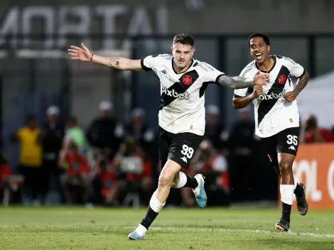 Atacante argentino marca o primeiro gol do Vasco atuando em São Januário e faz alegria dos vascaínos