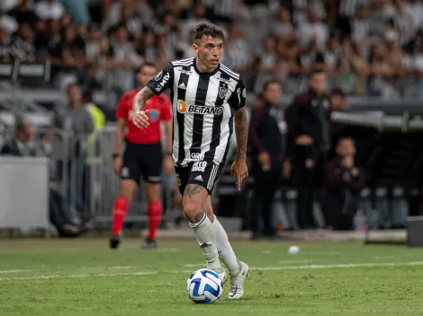 Saravia está suspenso e atacante foi advertido por “voadora” em bandeira de escanteio